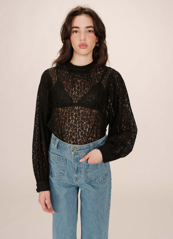 Blusa SICILIA bordada de encaje Grace & Mila NOIR | Moda sostenible europea