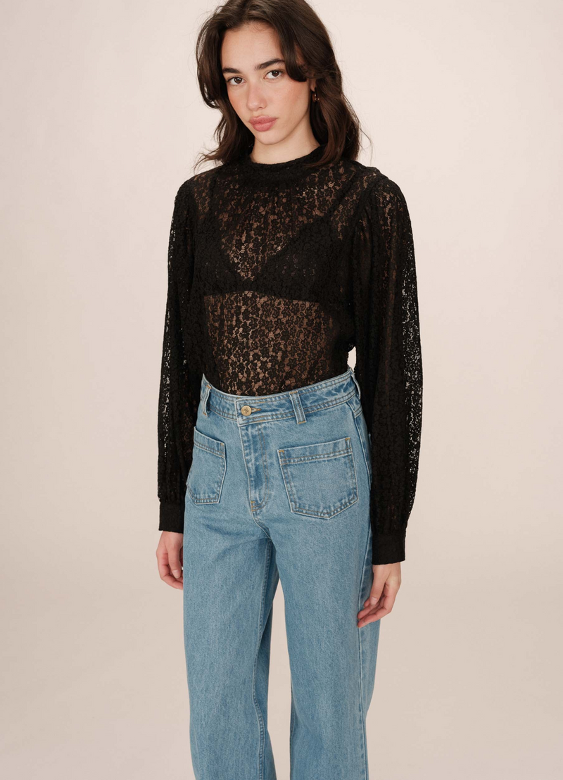 Blusa SICILIA bordada de encaje Grace & Mila NOIR | Moda sostenible europea