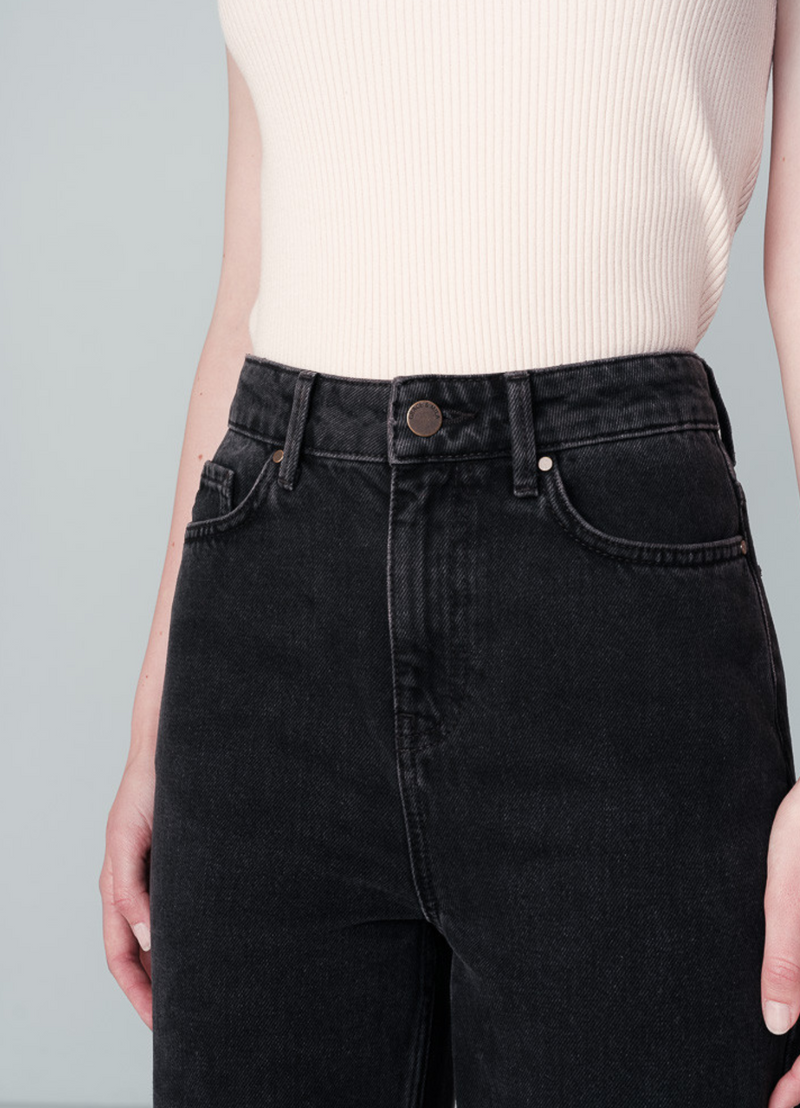 JEAN 82 BLACK WASHED