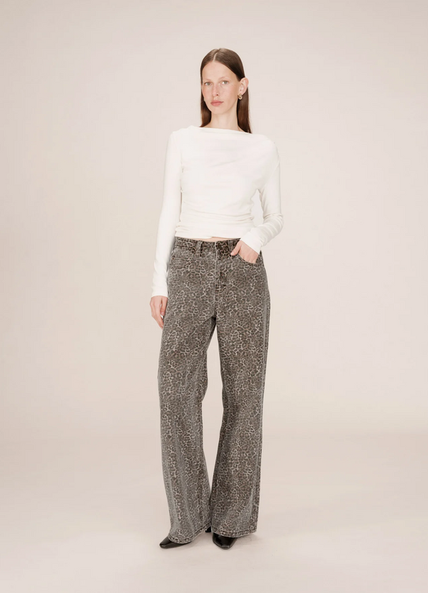 JEAN Socca PIERNA RECTA ESTAMPADO LEOPARDO