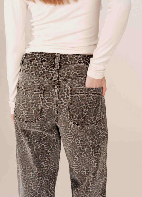 JEAN Socca PIERNA RECTA ESTAMPADO LEOPARDO