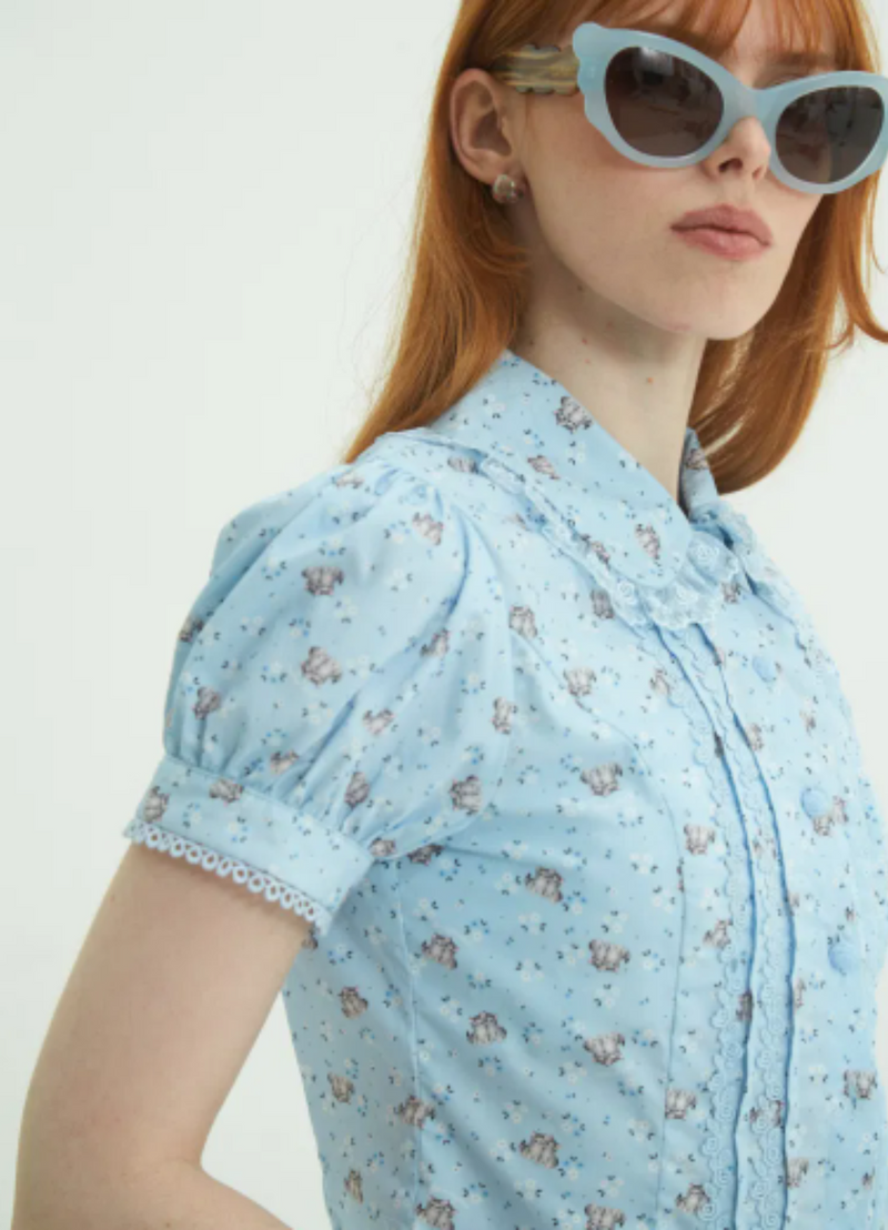 CAMISA BENNET LIBERTI MIAU CELESTE MANGA CORTA CON VOLANTES