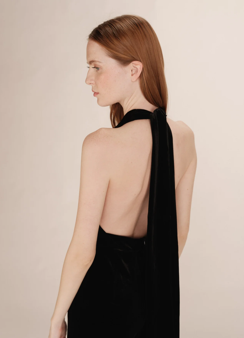 Mono negro de terciopelo Tahara