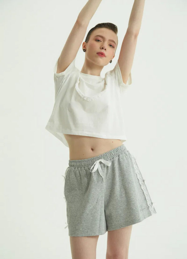 SHORT DE ALGODÓN NYLA GRIS