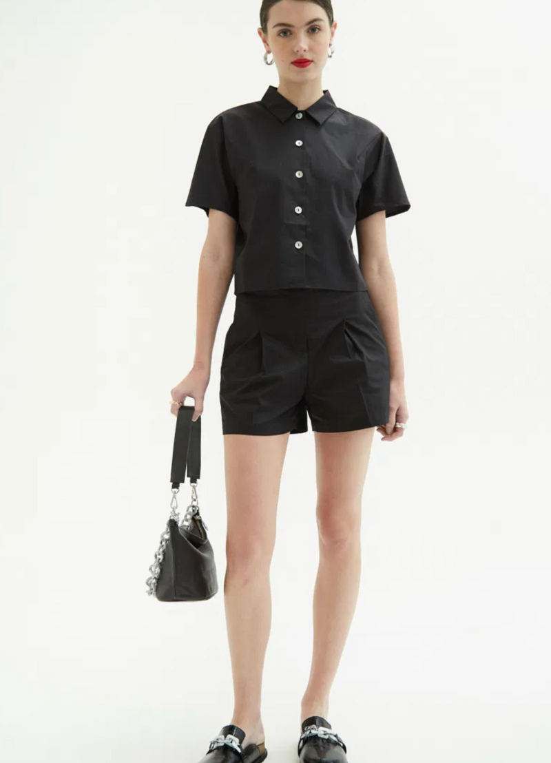 SHORT SADE POP NEGRO