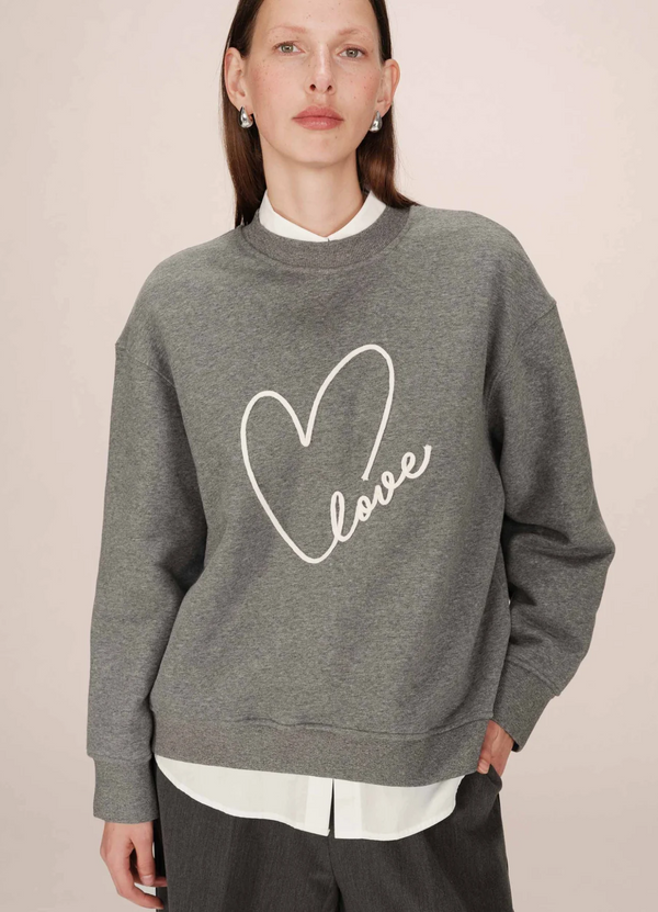 SWEATSHIRT SHARLY GRIS CON MENSAJE LOVE BORDADO